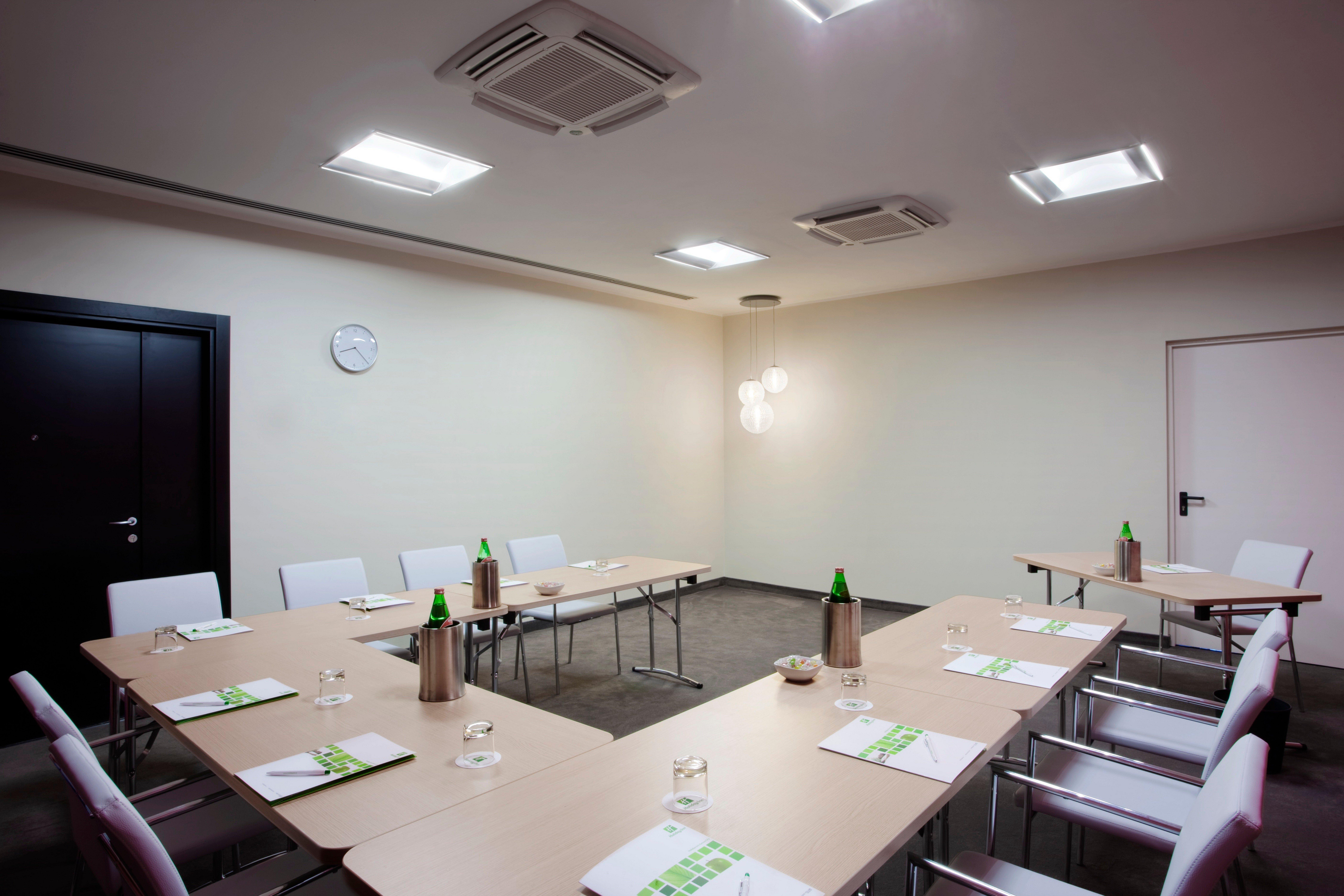 Holiday Inn Genoa City By Ihg Eksteriør bilde