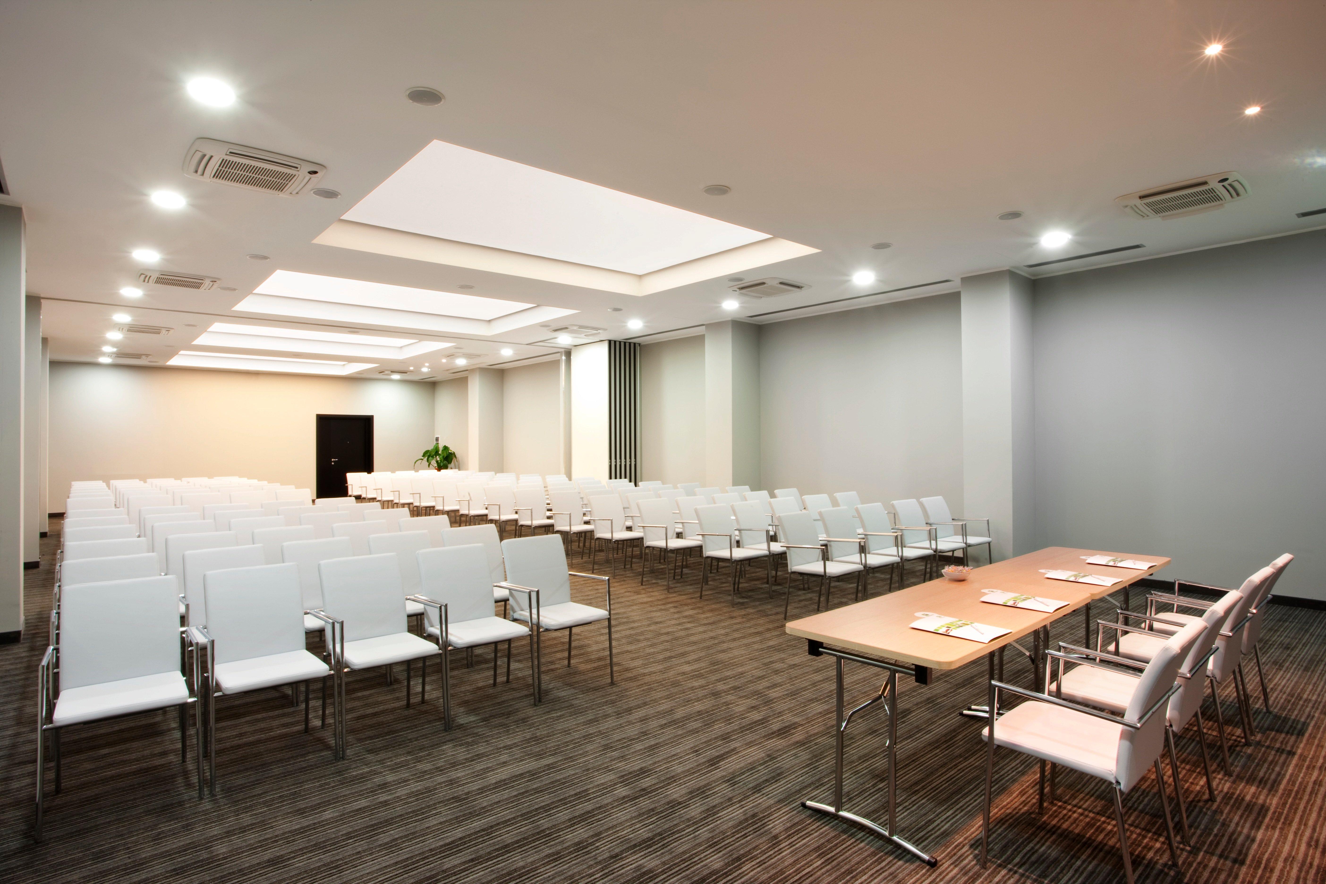 Holiday Inn Genoa City By Ihg Eksteriør bilde